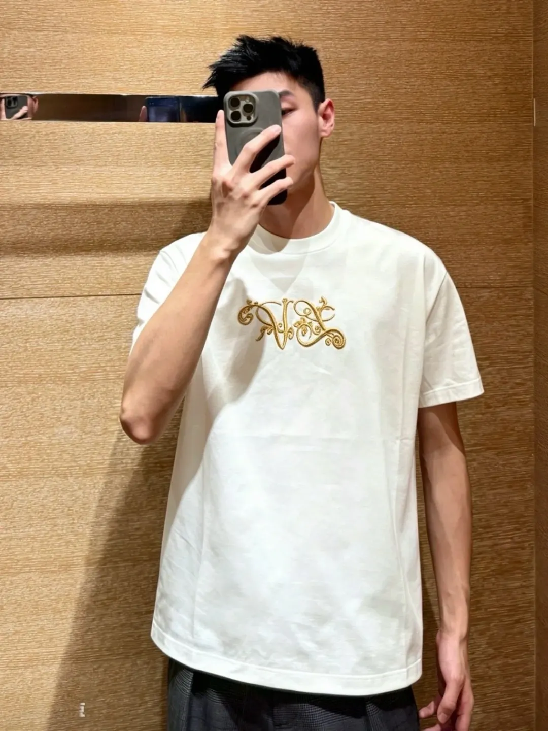 Louis Vuitton/Louis Vuitton gold flower signature embroidered short sleeves